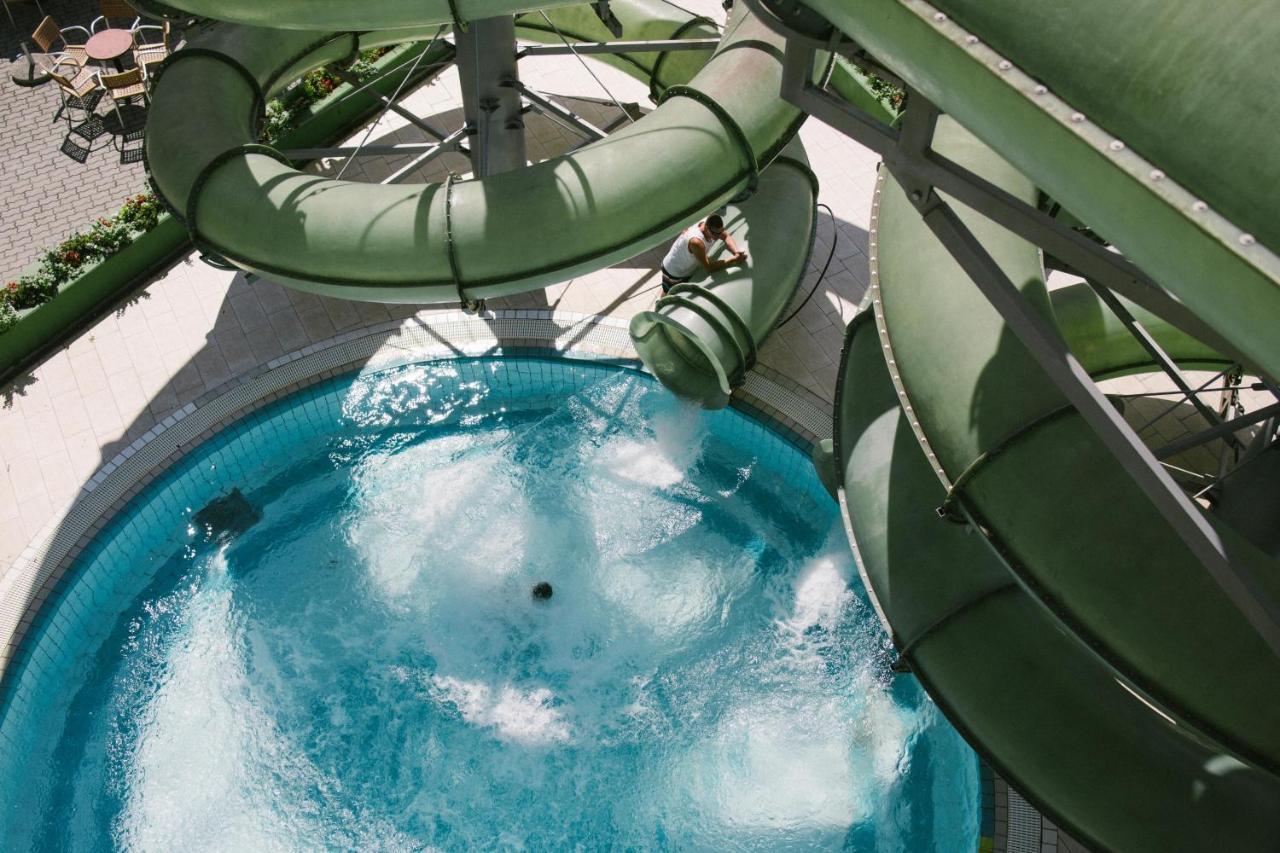Portobello Wellness & Yacht